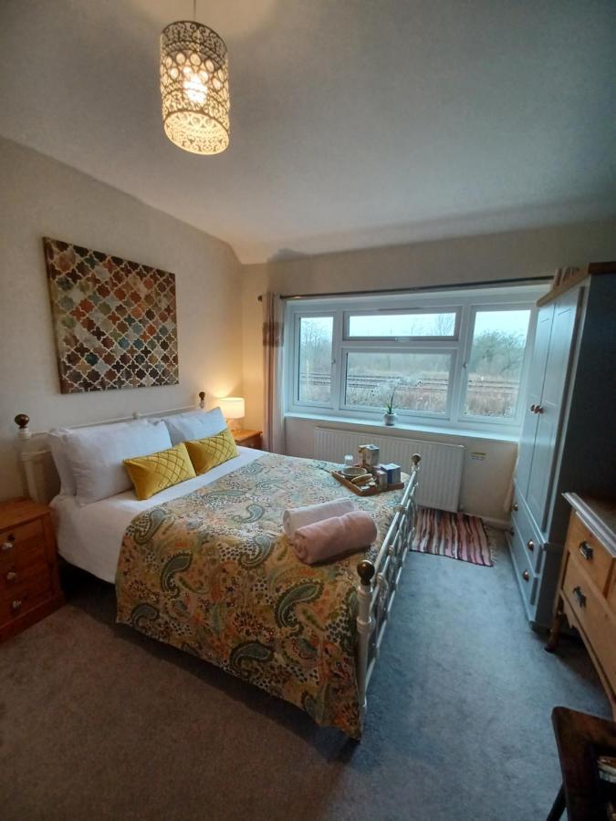 Stunning Homestay In Wolverhampton Bushbury Екстер'єр фото