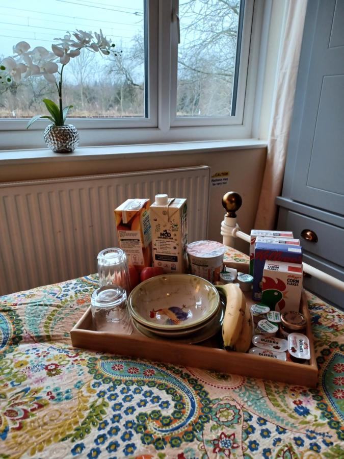 Stunning Homestay In Wolverhampton Bushbury Екстер'єр фото